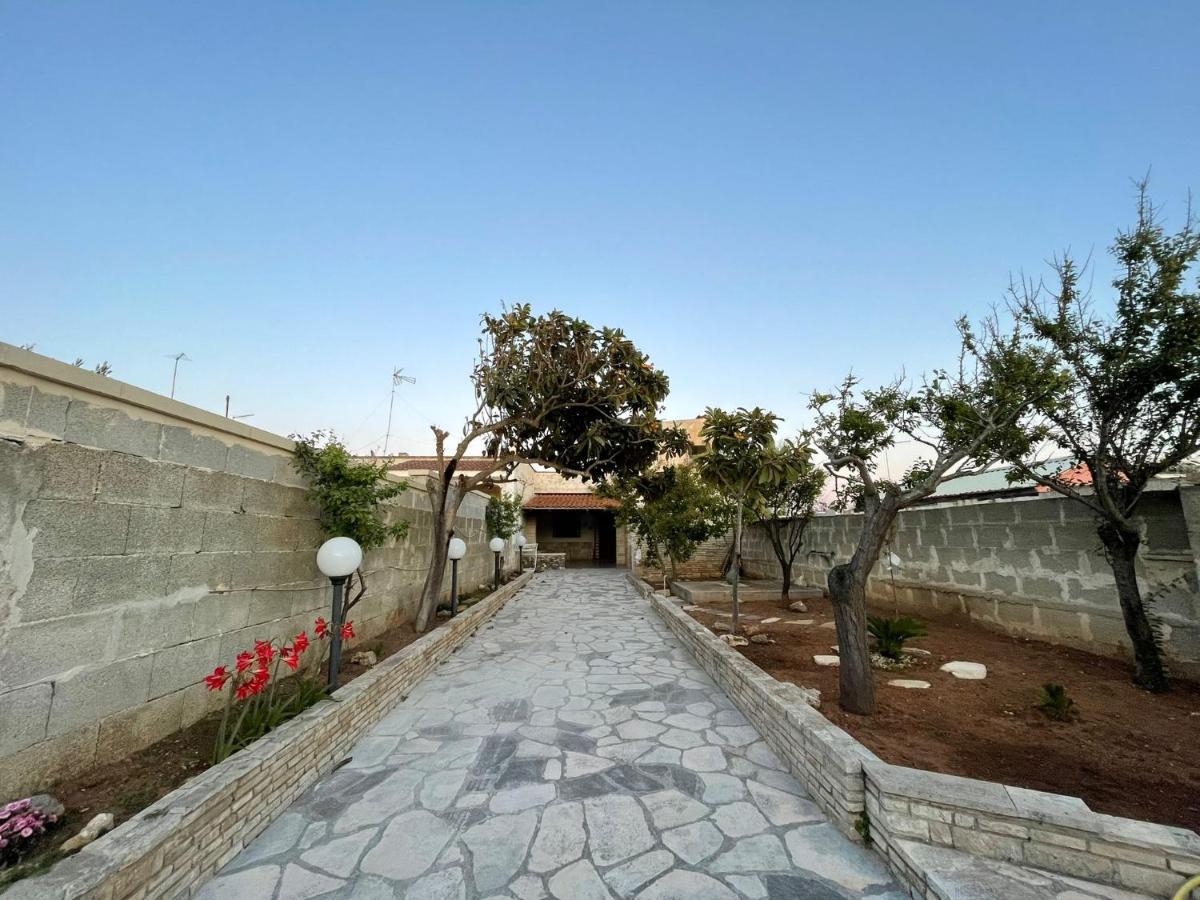 Casa Vacanze Linuccio Casalabate Luaran gambar