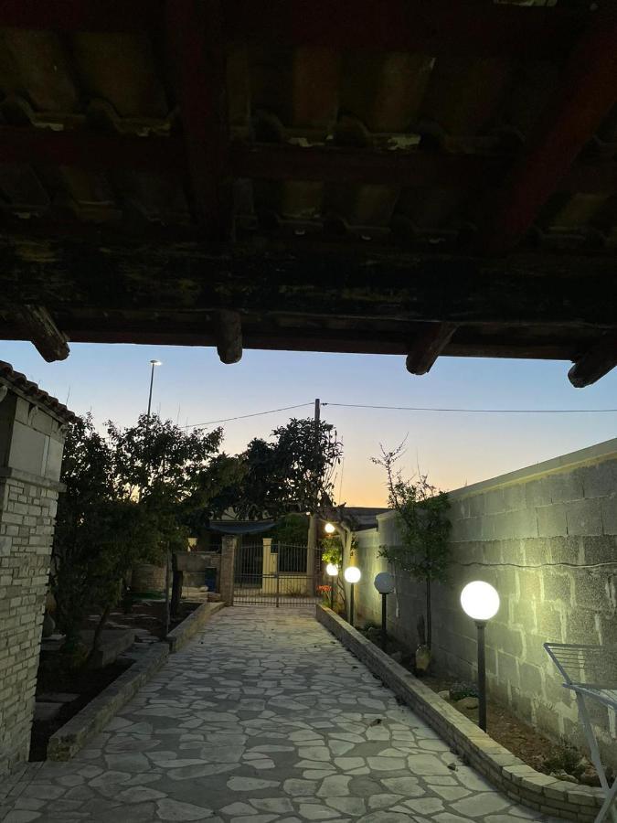 Casa Vacanze Linuccio Casalabate Luaran gambar